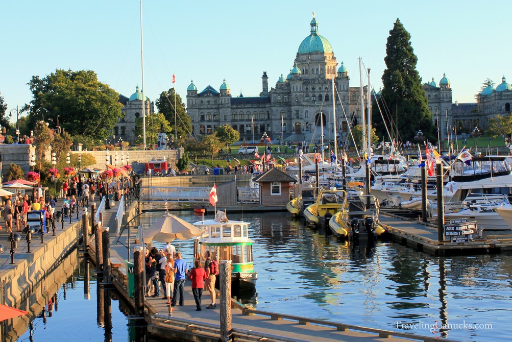 rent a yacht victoria bc