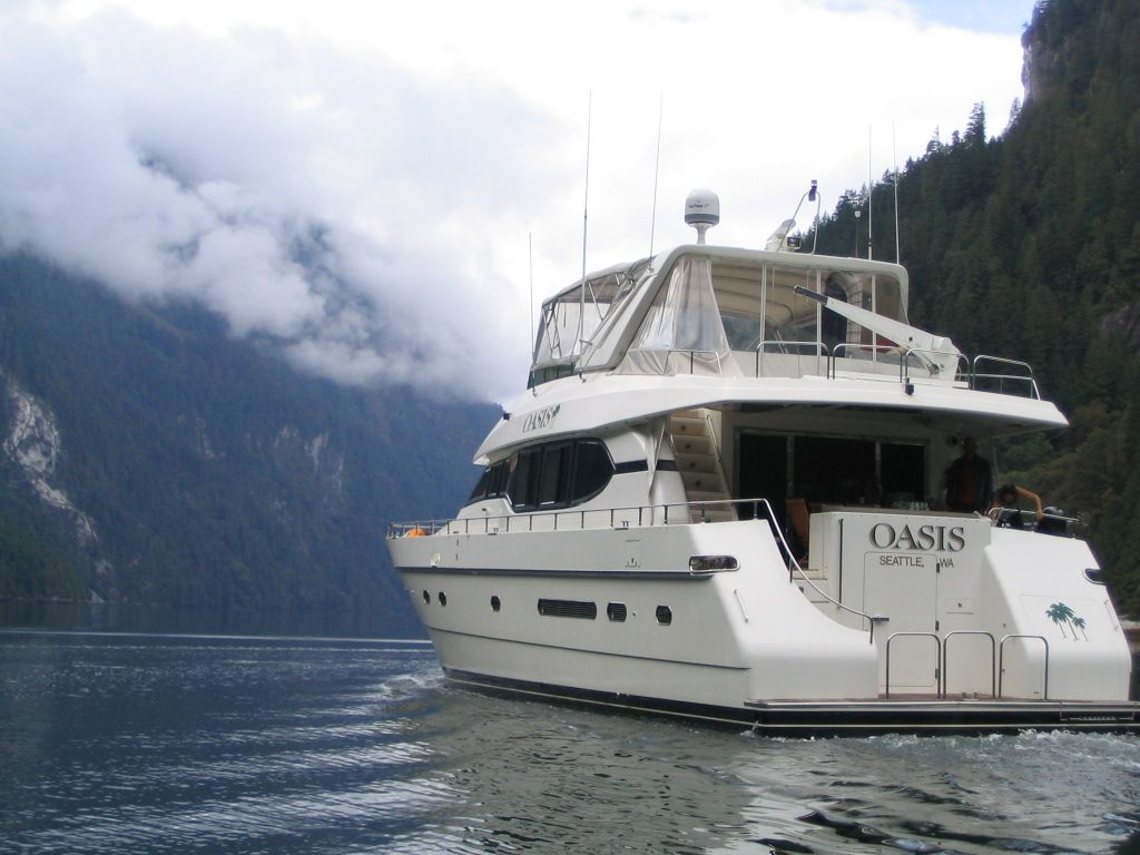 charter yachts vancouver