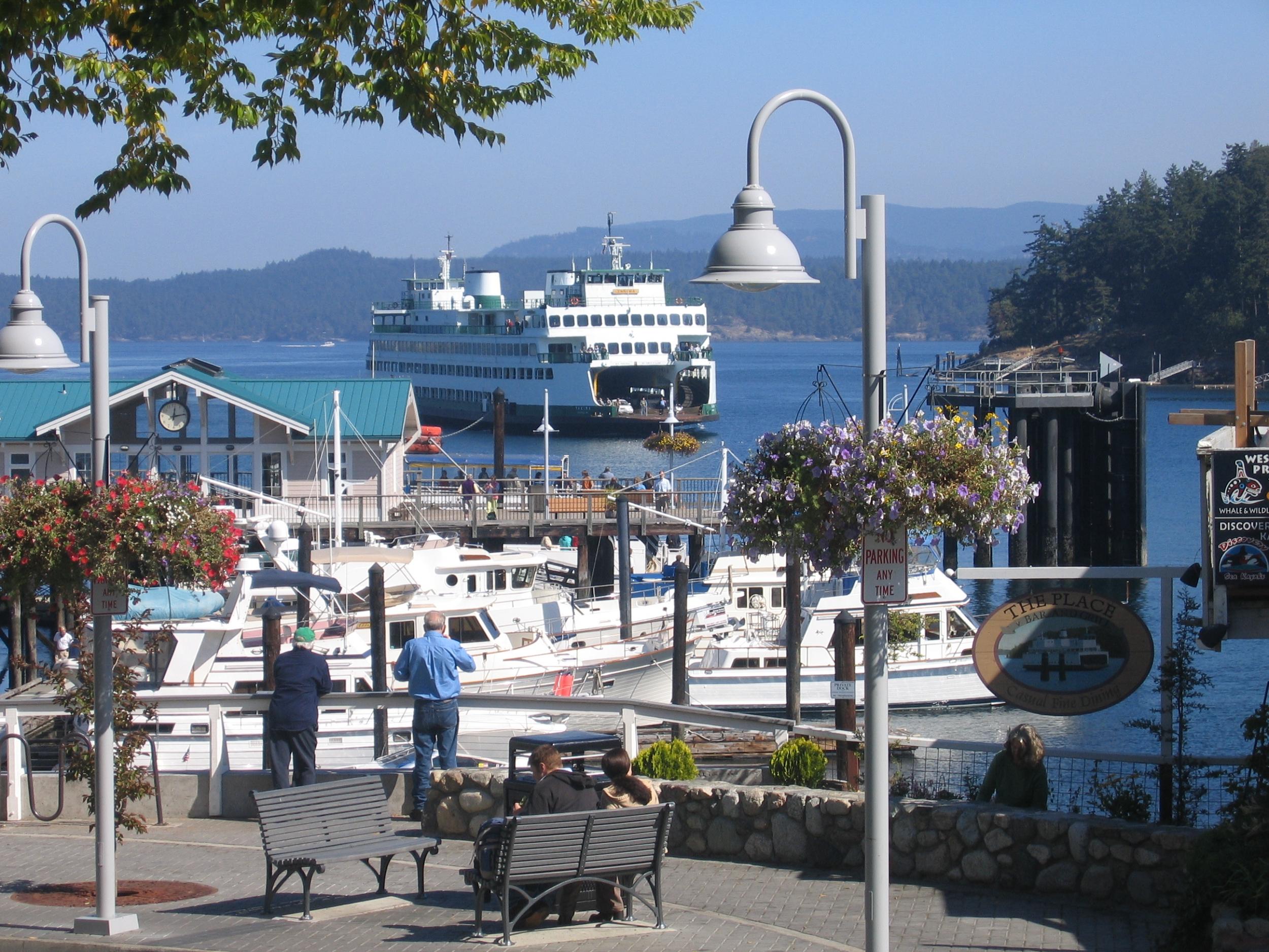 Friday Harbor Pacific Northwest Yacht Charters